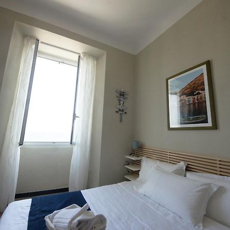 Luna Rooms Savona Bagian luar foto